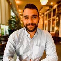 Sasoon Ajemian's Instagram, Twitter & Facebook