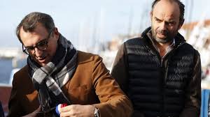 Mais ce n'est pas le seul message envoyé à ces derniers. Demission Du Maire Du Havre A Cause De Photos De Lui Nu Plusieurs Femmes Racontent Le Parisien