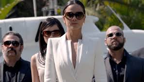 When does queen of the south return? Queen Of The South Plugged In