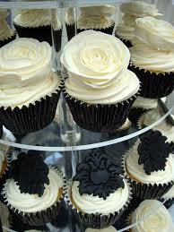 Black And White Desserts Names Baroque Tower3 Cupcake Cakes Just Cakes Black And White Cupcakes