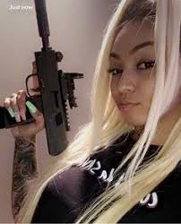 Photos aren't mine dm for credit follow @anime.pfp.plug for anime pfps discord send a picture you want us to make aesthetic. 160 Pfps Ideas Thug Girl Gangster Girl Cute Black Guys