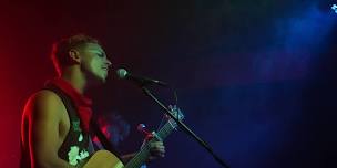 Live & Social featuring Jay Thomas prior to...