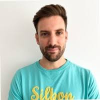 50+ perfiles de «Adrian Ballesteros»