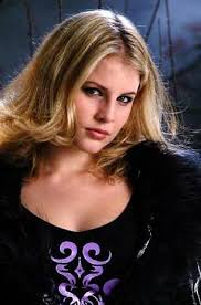 She is of scottish, dutch, german and swedish descent. Alison Macinnis Picture