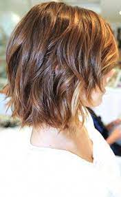 A bob hairstyle is classic and elegant. 10 Chic Wavy Bob Haircuts 10 Pieces Of Blonde Wavy Bob Cabelo Curto Cabelo Beleza