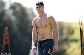 Patton was taken by gws with the no.1 pick in the 2011 afl draft but has had his career blighted by three knee reconstructions before requesting a trade to hawthorn at the end of 2019. Afl Star Jonathon Patton Quits Footy After Stint In Hospital For Mental Health Treatment Daily Mail Online