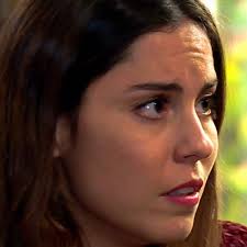 Who is she dating right now? Dime Quien Fue 2017