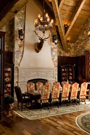 Alison kandler interior design, based in california, created this delectable french country kitchen. French Chateau Mediterran Esszimmer Minneapolis Von Nor Son Custom Builders Houzz