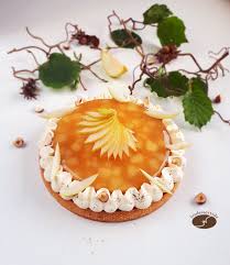 Tarte Poire Noisette Les Desserts De Jn Tarte Aux Poires Dessert Gastronomique Gateaux Et Desserts