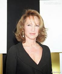 Jolie coiffure femme cheveux court. Epingle Sur Cinephile