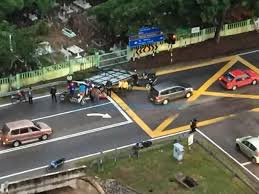 It is a pretty large village, probably a regional center in the cabang county and it should actually be large enough to be defined as a town. Lelaki Maut Papan Iklan Tumbang Di Lampu Isyarat Mynewshub
