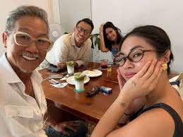 Lưu Quốc Tân- Alain added a new...