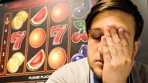 Vrei sa toci banii la jocuri de noroc si sa iti pierzi sotul? Am Pierdut 20 000 De Lei La Cazino Youtube