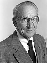 Yale Bulletin and Calendar