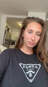 Ruby Graves's Instagram, Twitter & Facebook