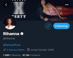 The hottest images and pictures of rihanna are truly epic. Fentystats Com On Twitter Rihanna Has Updated Her Twitter Profile Picture