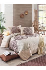 Kapitone Yatak Ortusu Seti Cift Kisilik Figura Bej Komsu Magazalari Giyim Ve Kozmetige Dair Her Sey