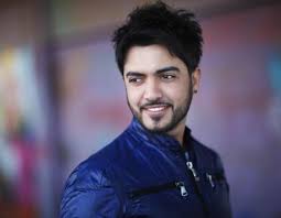 Yusuf güney is a turkish singer who currently lives in london. Yusuf Guney Hazin Tekst