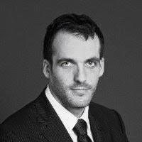 Correo electrónico y teléfono de Bob Torell