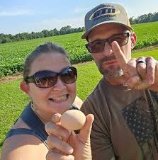 What are recommendations for boat cushion repair around Guntersville?