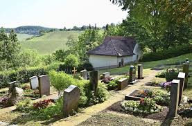 Friedhof zuffenhausen marbacher straße 62 70435 stuttgart. Rasengraber Auf Dem Rotenberger Friedhof Rasengraber Fur Die Rotenberger Oberturkheim Stuttgarter Nachrichten