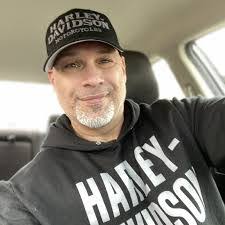 Keith Barfield's Instagram, Twitter & Facebook