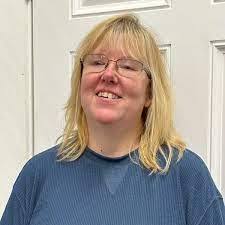 Wanda Tennyson's Instagram, Twitter & Facebook