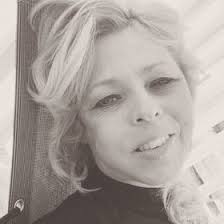 Sheila Lentz's Instagram, Twitter & Facebook