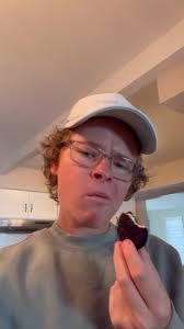 How to actually eat an oreo…