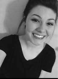 Olivia Dickinson's Instagram, Twitter & Facebook