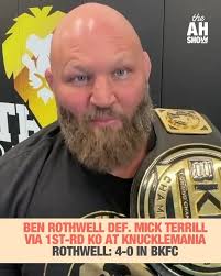 Ben Rothwell cut 31 pounds in 5 days to make weight for @bareknucklefc  #KnuckleManiaV 😱⚖️ #HelwaniShow