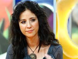 She is an actress, known for kalózok (1999), sztracsatella (1996) and the valley of tears. Gubas Gabi Azokat A Pillanatokat Nem Kivanom Senkinek Nlc