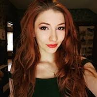 Sara Dever's Instagram, Twitter & Facebook