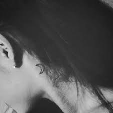 Pin On Ariana Grande Small Moon Tattoos