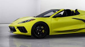 Juechter told autoblog that making the top optional only adds about 80 pounds to the car's weight, with no additional. 2020 Corvette Convertible Configurator Is Already Online Gm Authority