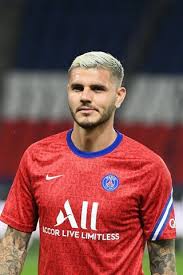 Prima david beckham, poi ignazio moser, quest'estate gli uomini più hot sfoggiano capelli cortissimi e decolorati, tendenza che ci riporta . David Beckham E Gli Altri Famosi Che Hanno Ceduto Al Biondo Vanity Fair Italia