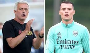 As of 2019, he earns about £90,000 weekly wage from his current club, arsenal which sums up to pocket him around £4. Dkqwznr05ocjvm