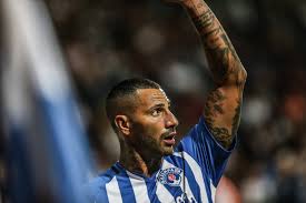 Portekizli yıldız yeni takımıyla 1+1 yıllık sözleşme imzaladı. Kasimpasa Ricardo Quaresma Ile Transfer Merkezi Facebook