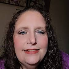 Linda got sprayed with mace while her son Michael was exchanging kids with  this ex. Lorraine says she was aiming for Miichael, not Linda.