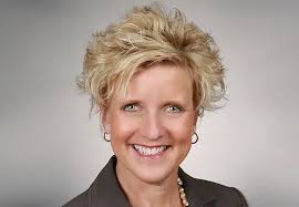 Sara Hasson's Instagram, Twitter & Facebook