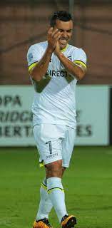 Sitio web dedicado al colo colo con las últimas noticias del equipo, sus jugadores y comando técnico. Esteban Paredes Wikipedia