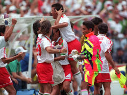 Namun, dalam perjalanan kariernya, dia takkan pernah melupakan momen pahit saat gagal mengeksekusi si kulit bundar pada babak adu penalti di final piala dunia 1994 kontra brasil. World Cup 1994 Kornfootballfonts