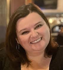 Darlene Fraser's Instagram, Twitter & Facebook