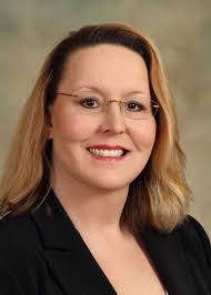 Elizabeth Hendrix's Instagram, Twitter & Facebook