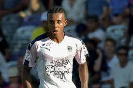 Transferts, salaire, palmares, statistiques en club et en sélection nationale. L Equipe Inter Following 20 Year Old Jules Kounde Of Bordeaux Fedenerazzurra