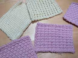 It is a tight, close stitch that is great for items such as scarfs, rugs or anything that would require a heavy fabric. ã‚¢ãƒ•ã‚¬ãƒ³ç·¨ã¿ã¯æ¨¡æ§˜ãŒé¢ç™½ã„ åŸºæœ¬ã®ç·¨ã¿æ–¹ã‚'è¦šãˆãŸã‚‰ä½•ã‚'ä½œã‚ã†ã‹