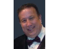 Ron Markham's Instagram, Twitter & Facebook