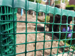Get set for plastic garden mesh at argos. Green Plastic Garden Mesh 9x9mm Square Mesh Plastic Fencing Mesh