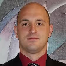 LaRoweHOF_web.jpg?width=400&height=400&mode=crop&anchor=topcenter&format=jpg&quality=80