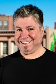 Daniel Lobdell's Instagram, Twitter & Facebook